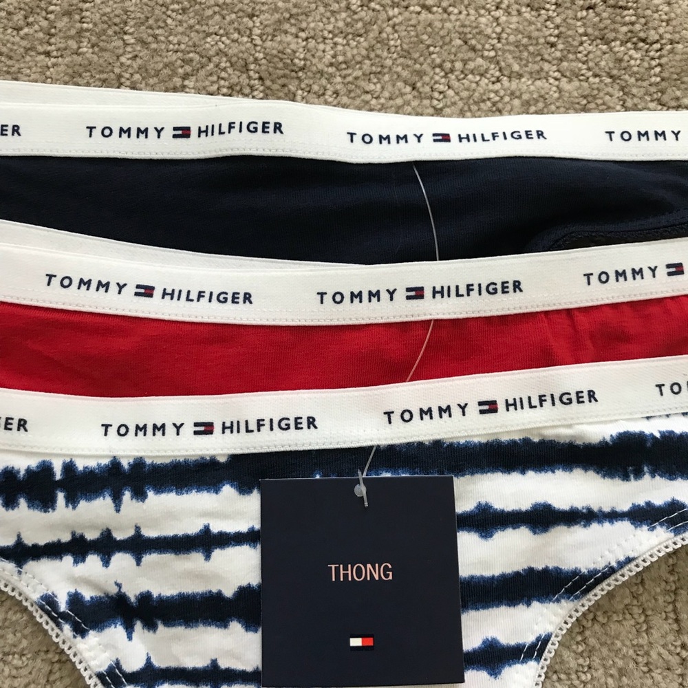 Tommy Hilfiger Thongs 3 Pack NWT - Picture 3 of 3